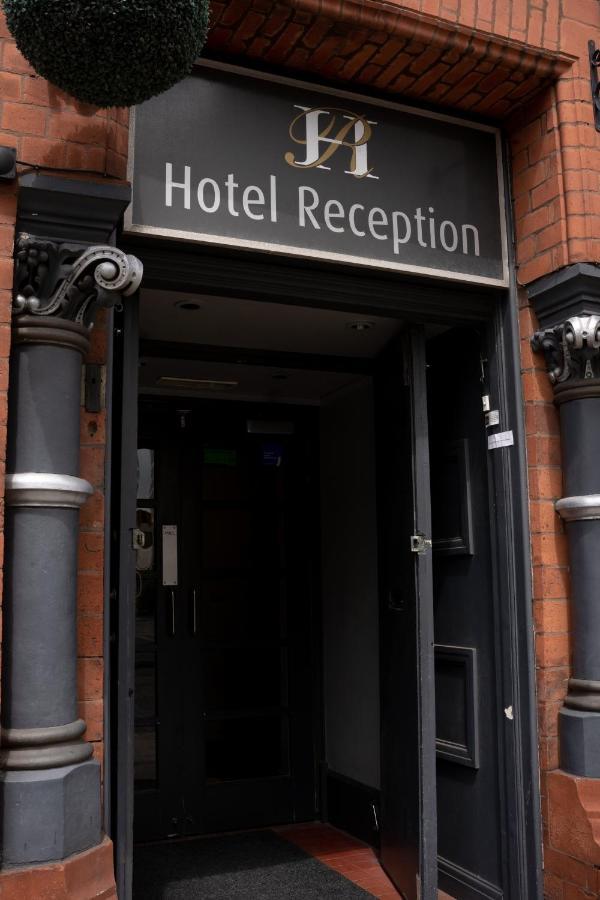 The Royal Hotel Crewe, A Brilliant Collection, Powered By Oyo Екстер'єр фото